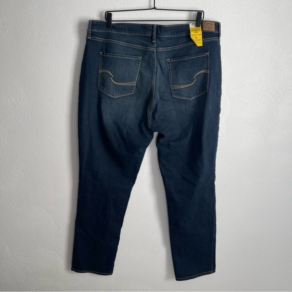 NWT Signature By Levis Gold Women's Size 20 short Mid Rise Straight Cotton Blend - Picture 2 of 10